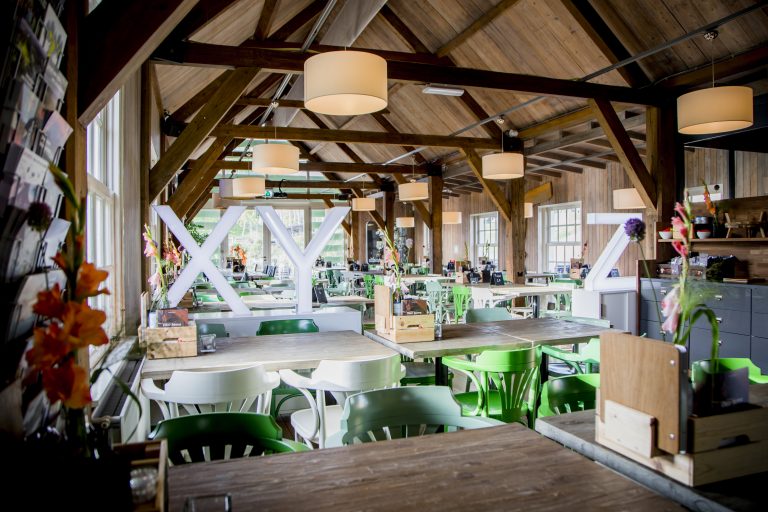 Binnenruimte GeoFort het restaurant
